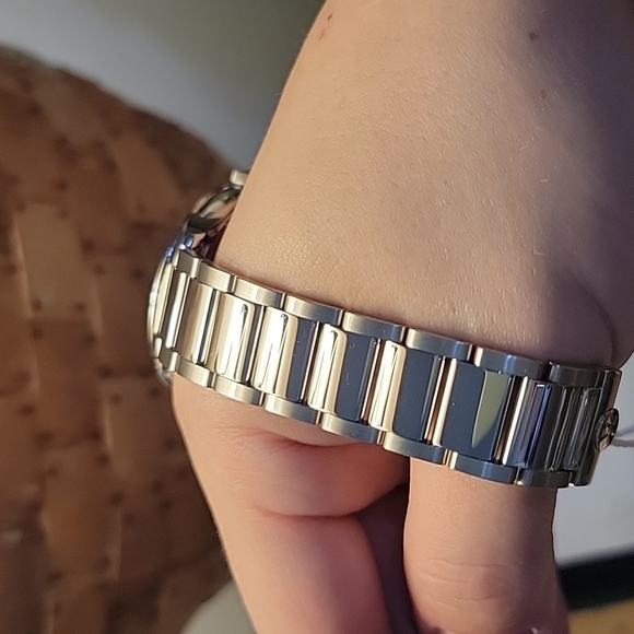 NWT GOMELSKY by Shinola Stainless Steel Watch MOP Face Gold Dial & Markers - Picture 16 of 16